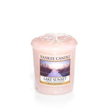 Coucher de Soleil au Bord du Lac bougie parfumée votive YANKEE CANDLE