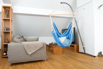 Fauteuil suspendu bleu ARTISTA