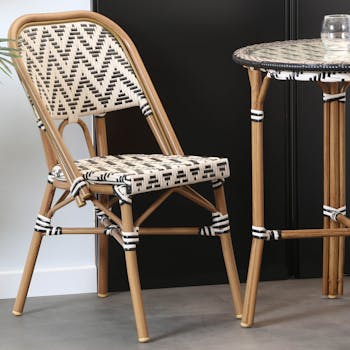 Chaise de jardin motif zigzag