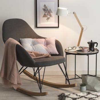 Rocking-chair en tissu gris pieds métal et bois 95x65x89cm