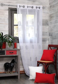 Rideau voilage gris décor ronds arabesques brodés 135x260cm à oeillets KHAN