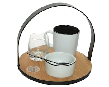 Ensemble à petit déjeuner sur plateau bambou