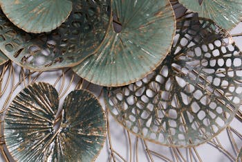 Décoration murale en métal nénuphars