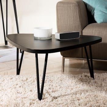 Table basse "goutte d'eau" en Acacia massif noir et pieds métal noir 73x68x36cm CADIX