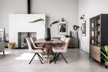 Table à manger moderne piètement oblique chêne massif 240 cm HUDSON