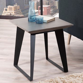 Bout de Canapé / Table d'Appoint plateau Béton gris foncé et pieds métal noir 50x50x52cm NEAL