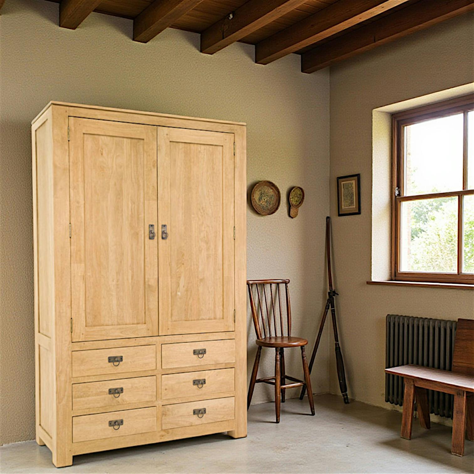 Armoire Hévéa 2 portes, 6 tiroirs 110x43x175cm HELENA
