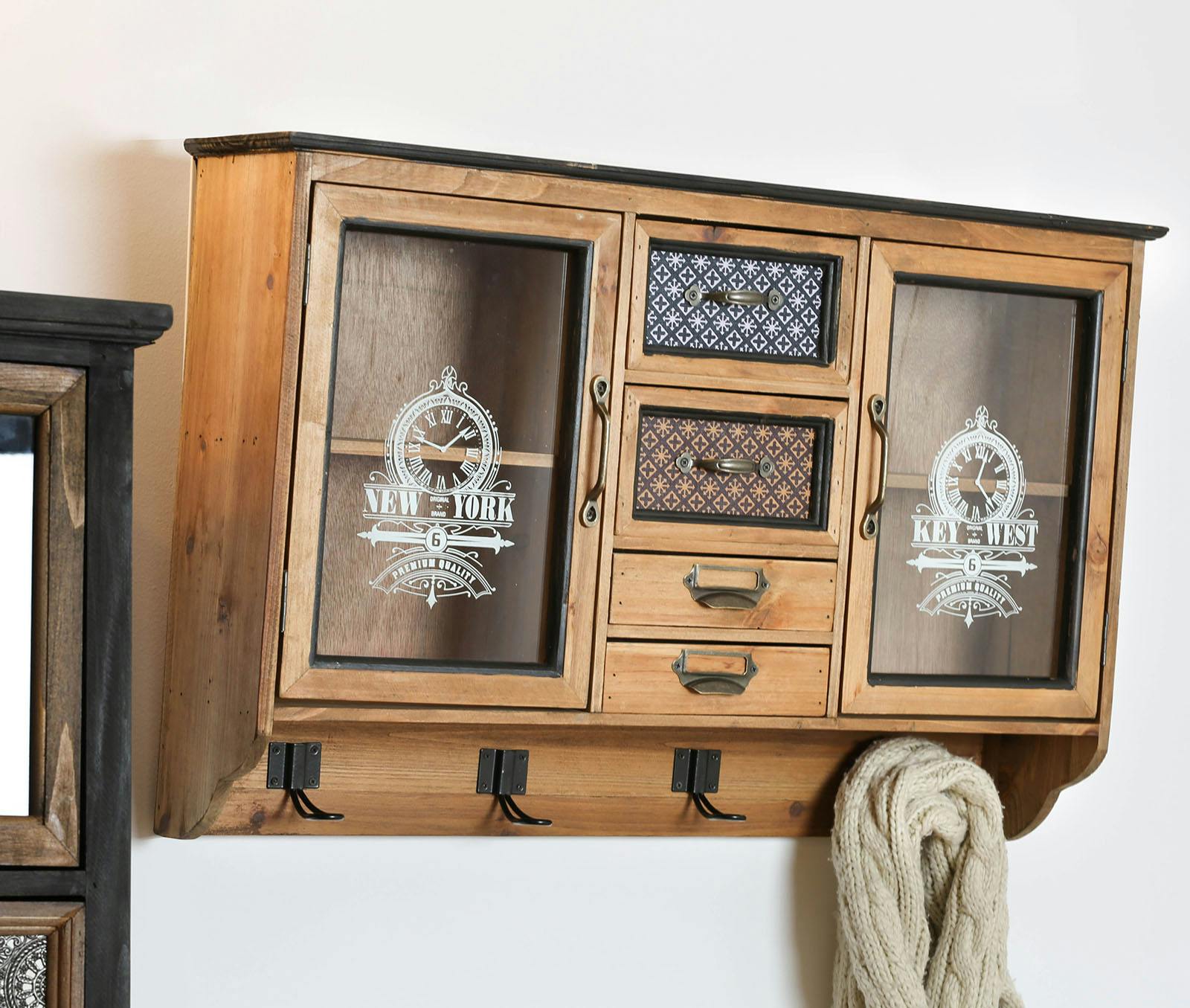 Armoire murale vintage 4 tiroirs 2 portes LAMPHUN