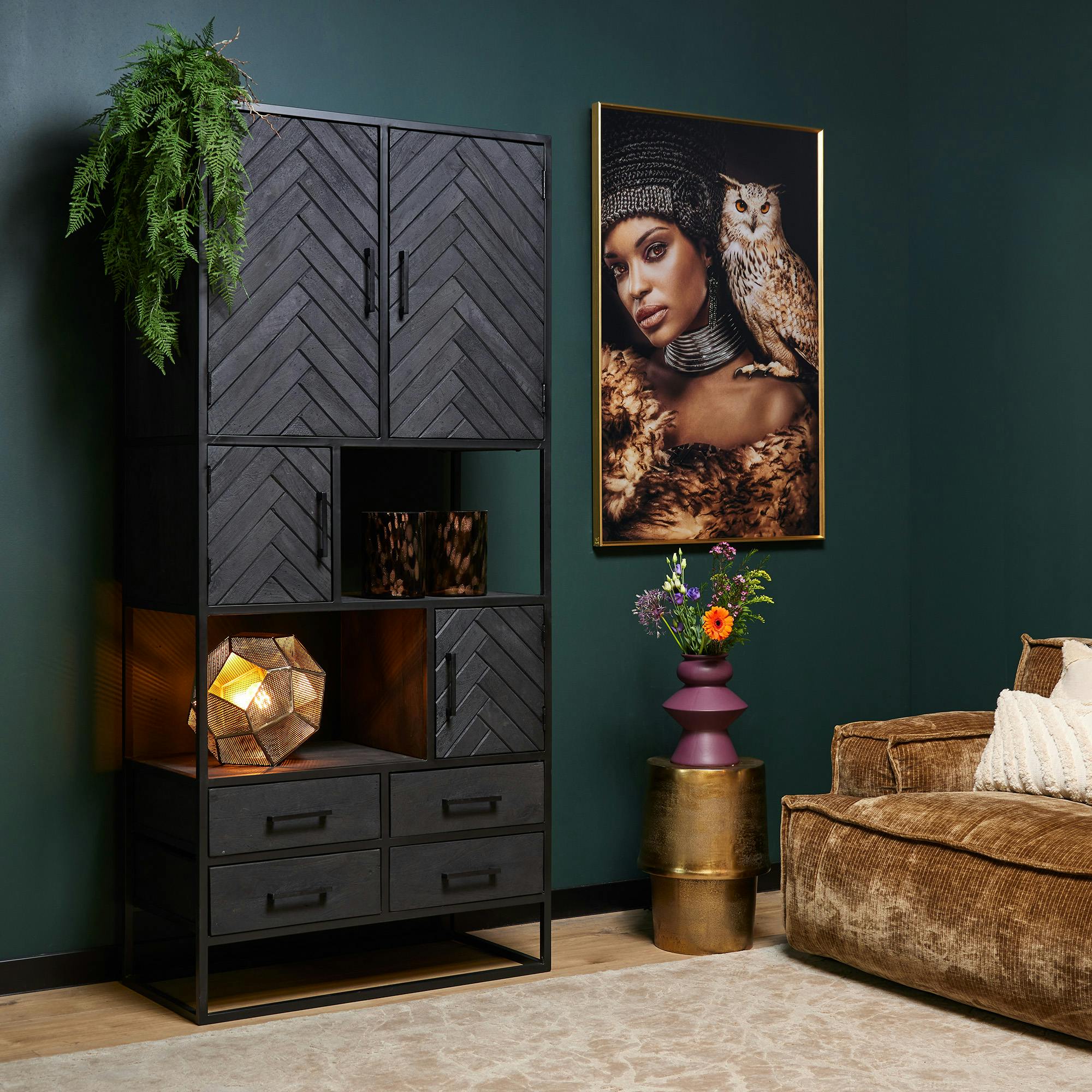 Bibliothèque noire en bois 4 portes motif chevron ALVERA