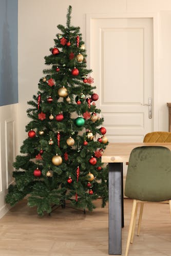 Boules de Noël vertes brillantes et mates (boîte de 4)