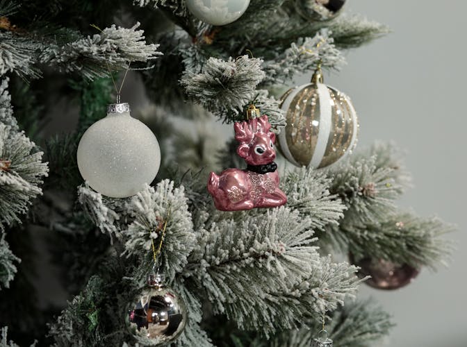 Boite de 50 décors de Noël tons rose poudré