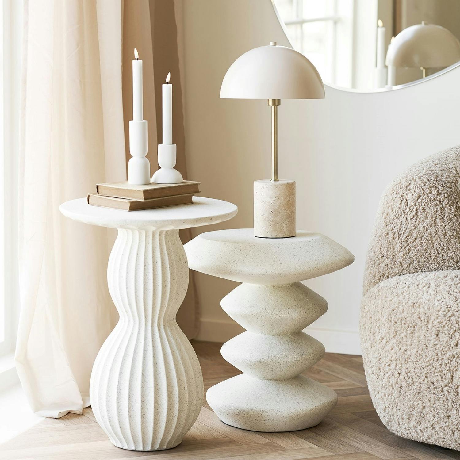 Bougeoir blanc design (2 formes assorties) | Lanternes / Photophores ...