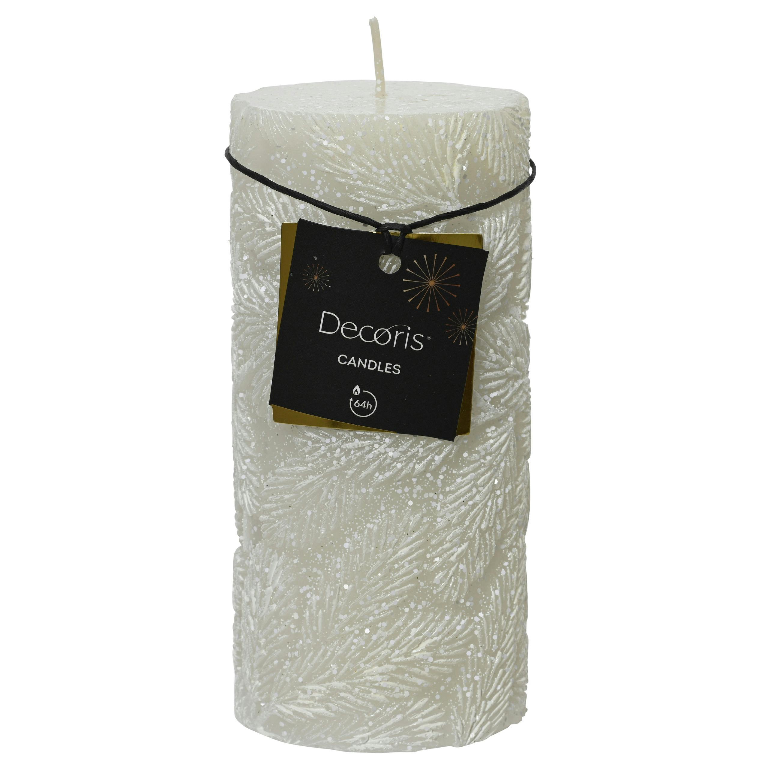 Bougie blanche décor feuilles en relief H15 cm