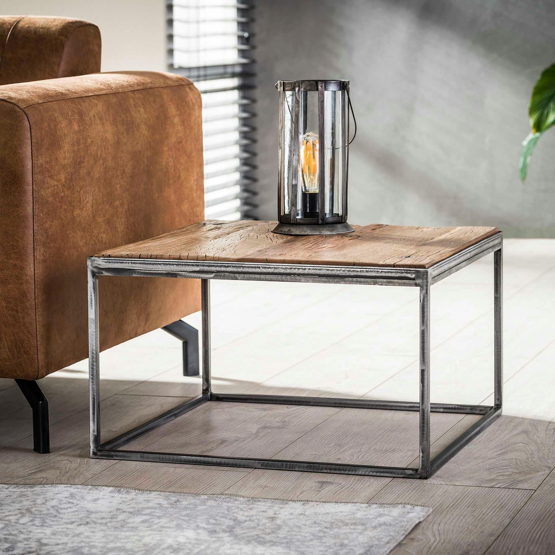 Bout de canapé bois brut recyclé carré GM OMSK