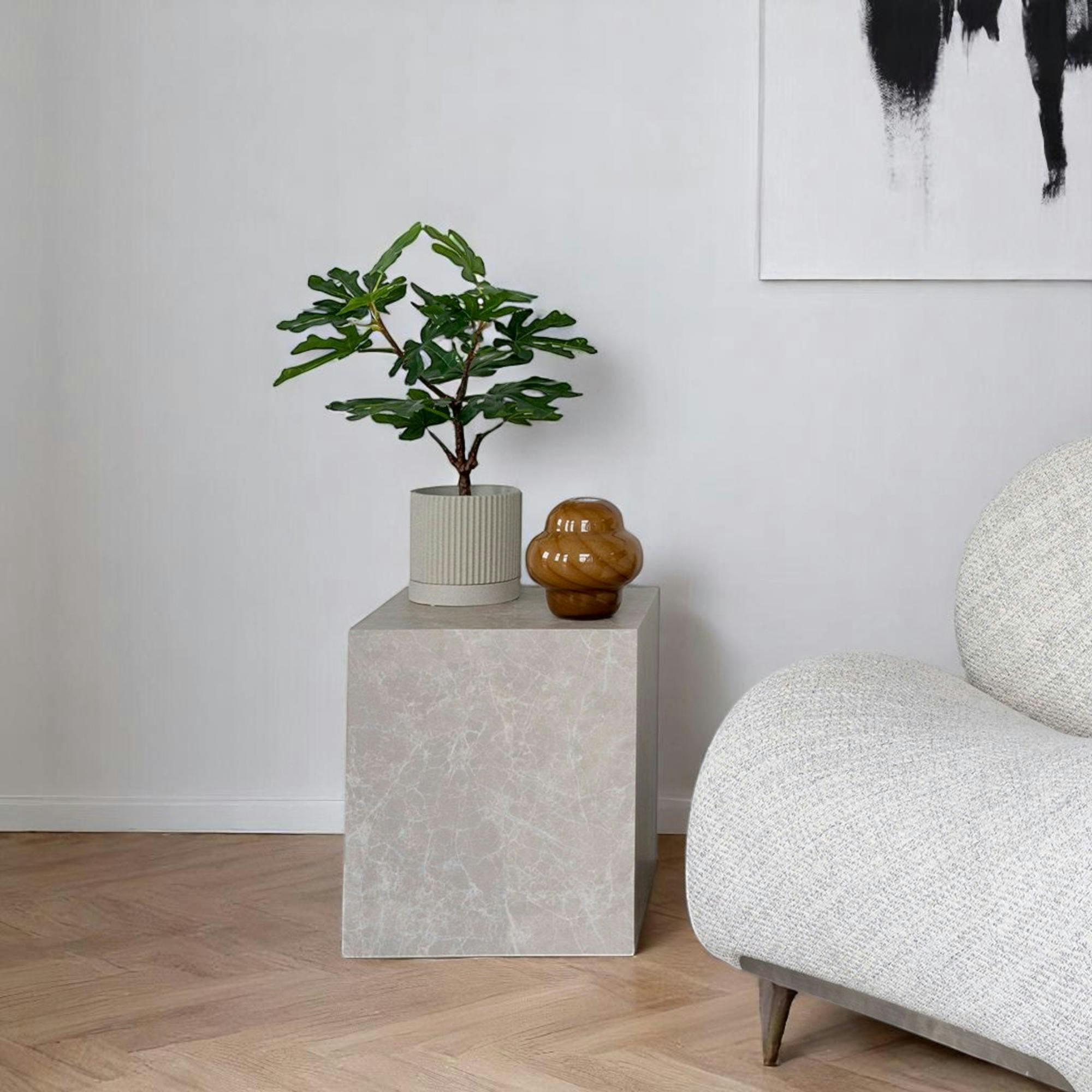 Bout de canapé cube - effet marbre beige, design contemporain TRINITE