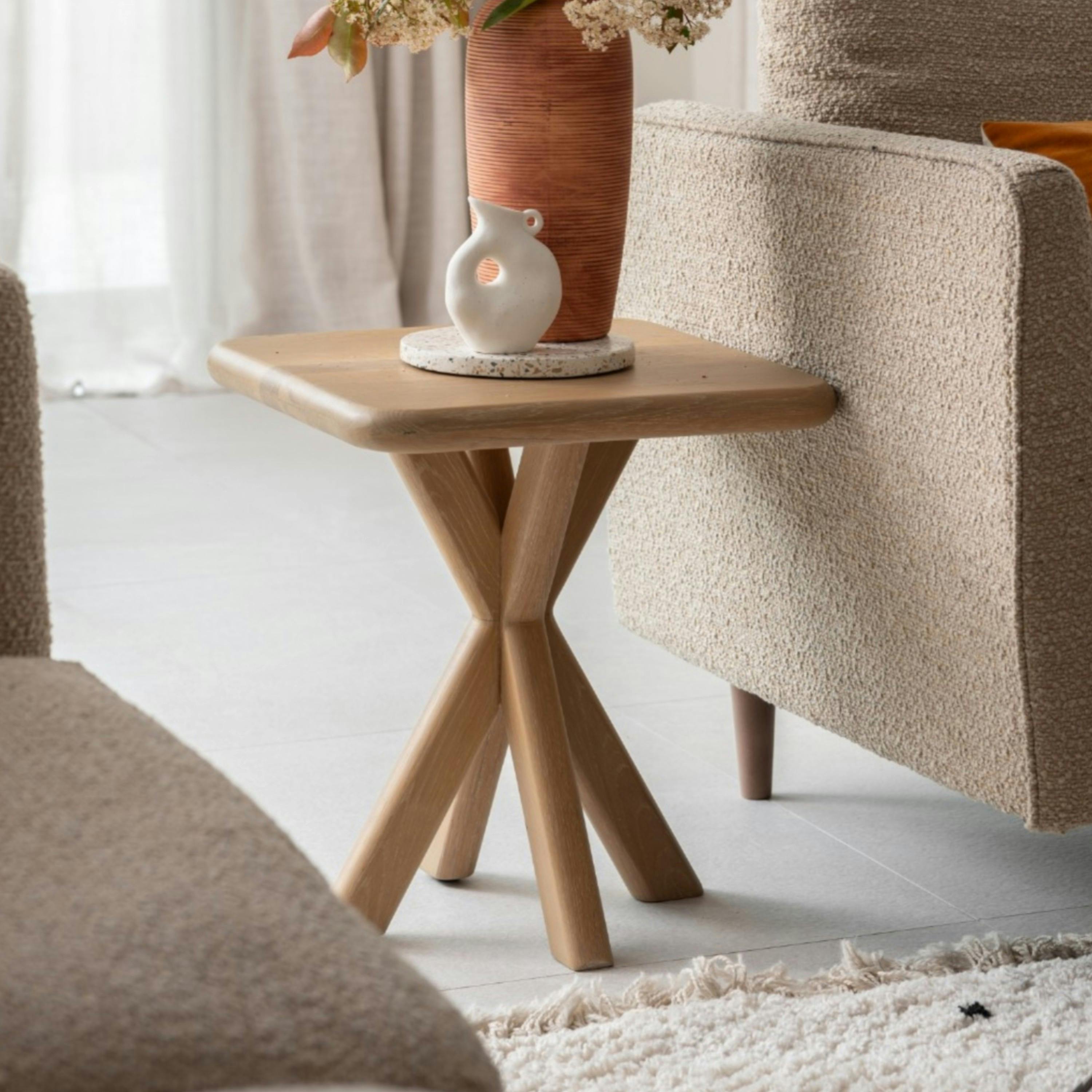 Bout de canapé en bois à bords arrondis ASTER