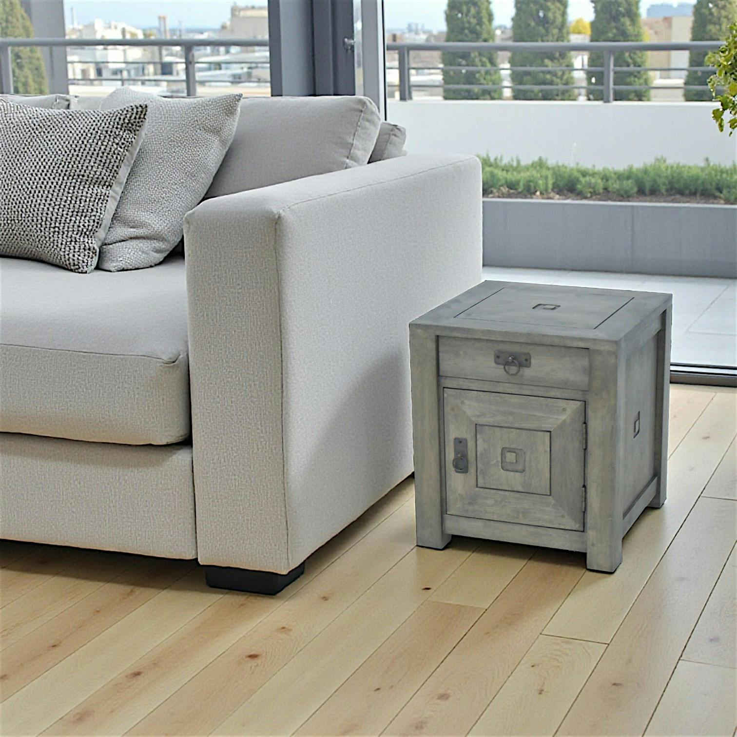 Bout de canapé hévéa 1 porte 1 tiroir 45x50cm TESSA