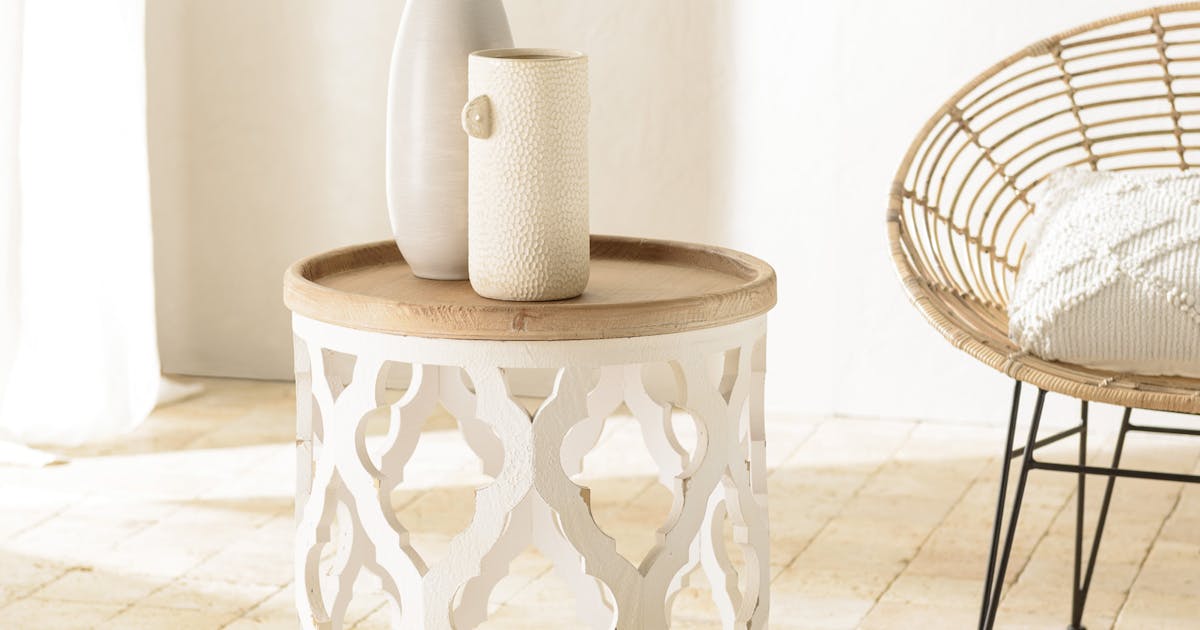 Bout De Canap Rond En Bois Blanc Vintage Bouts De Canap Pier Import bout-de-canap-rond-en-bois-blanc-vintage-bouts-de-canap-pier-import
