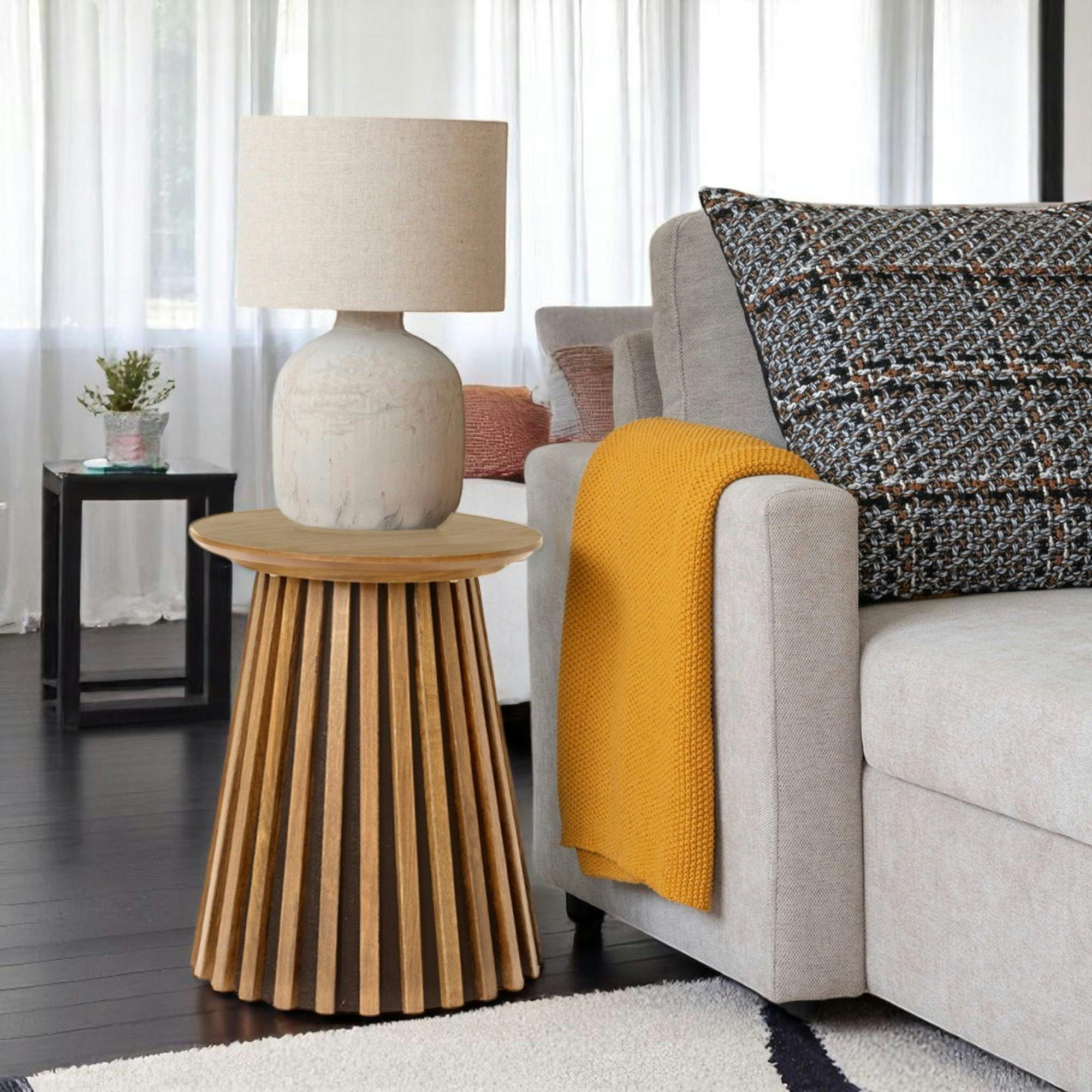 Bout de canapé rond en chêne clair avec piètement baguette ø40 cm AMSTERDAM