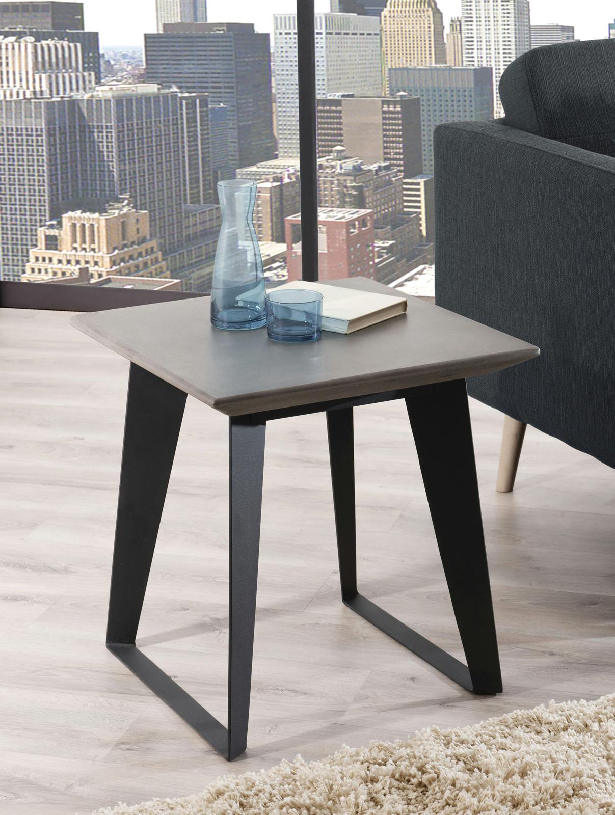 Bout de Canapé / Table d'Appoint plateau Béton gris foncé et pieds métal noir 50x50x52cm NEAL