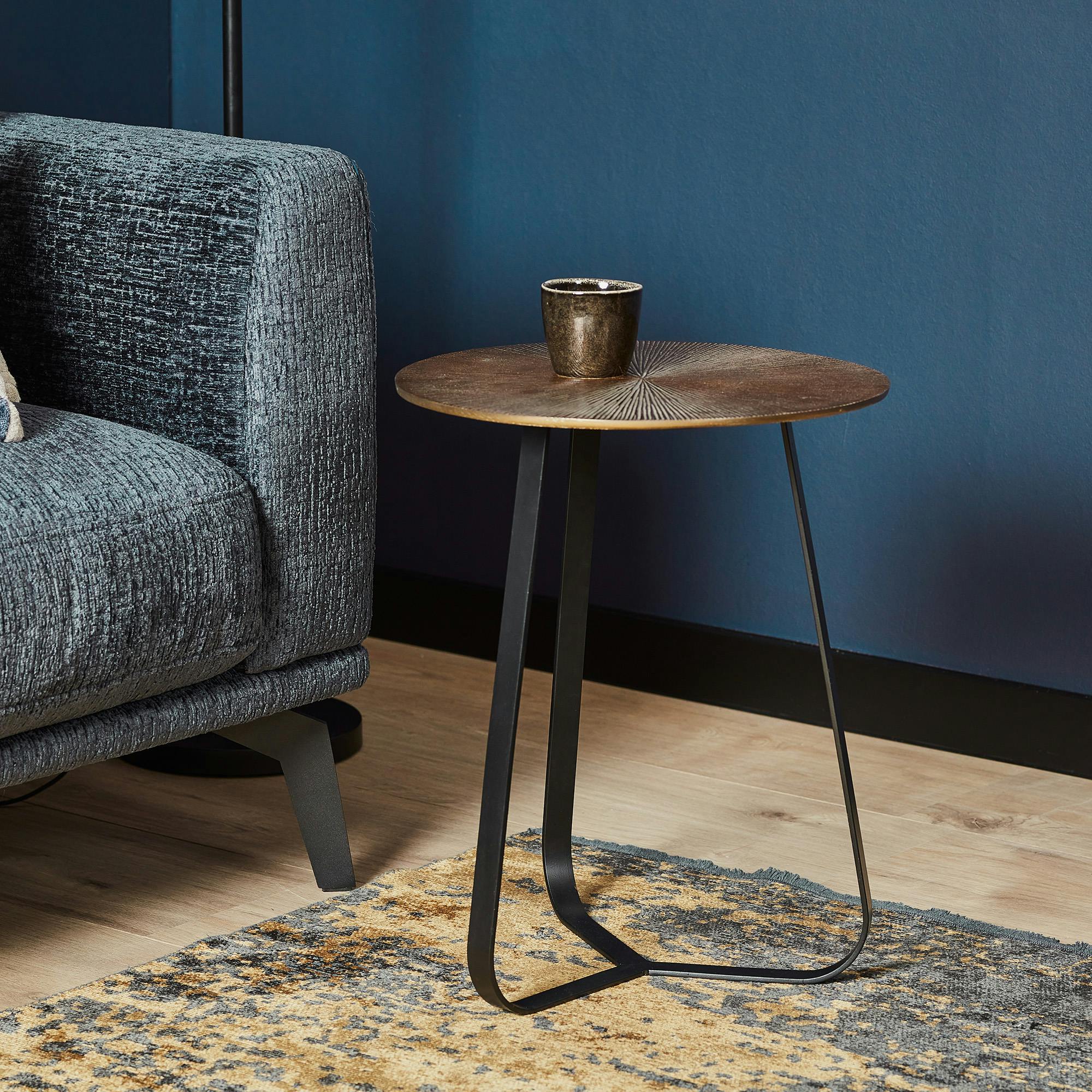 Bout de canapé vintage doré sur trépied Ø40 cm KANO