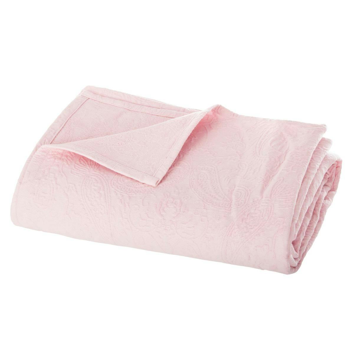 Boutis rose pâle 240x260cm + 2 taies 65x65cm