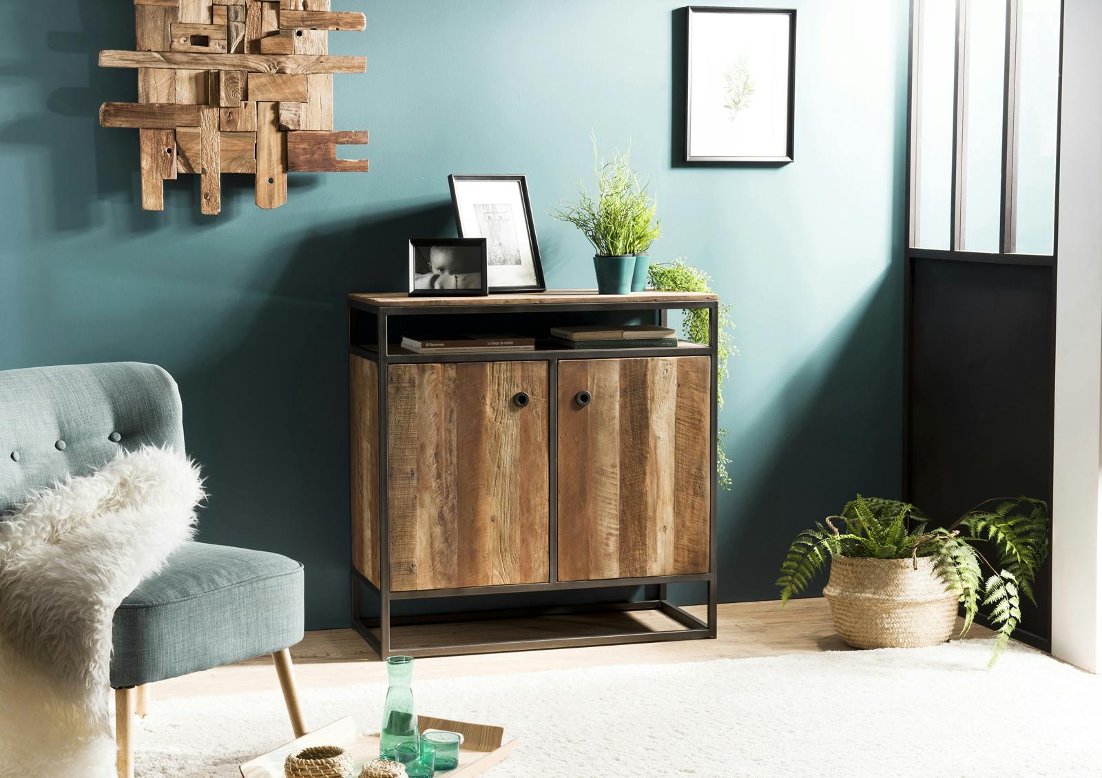 Petit buffet en bois reycle et metal deux portes de style contemporain