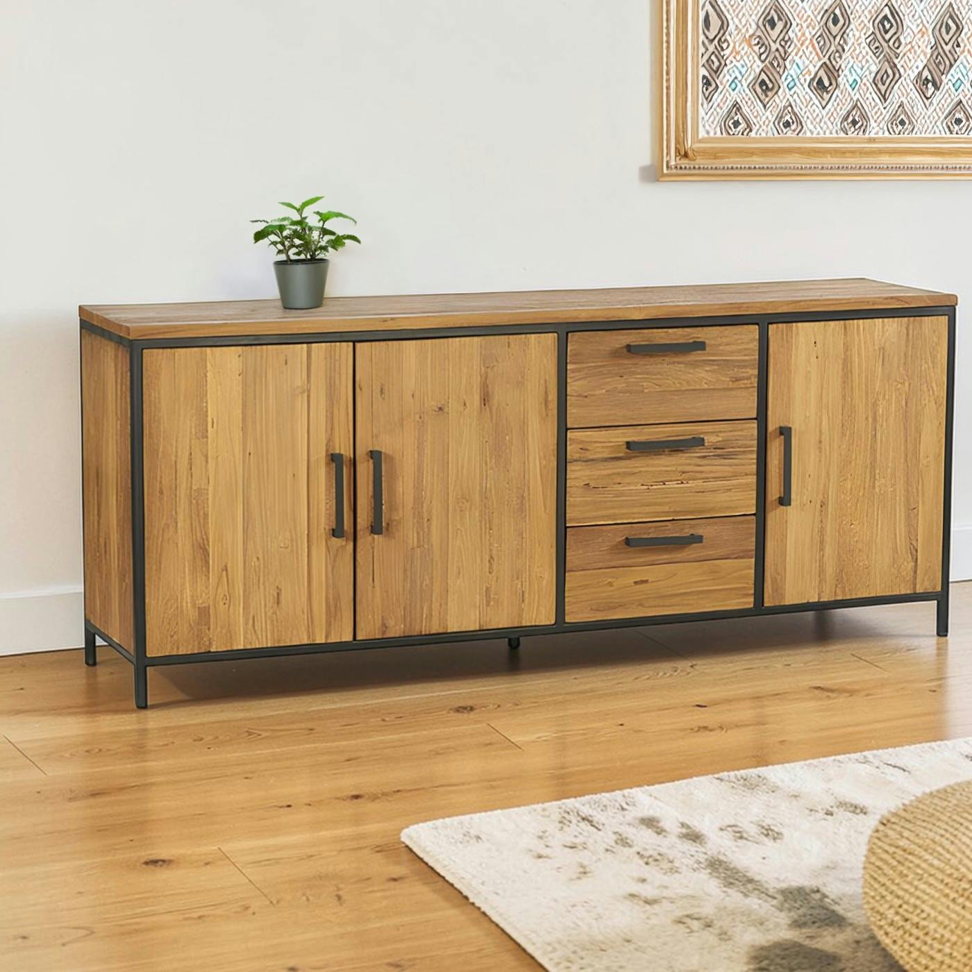 Buffet bahut en bois et metal de style exotique