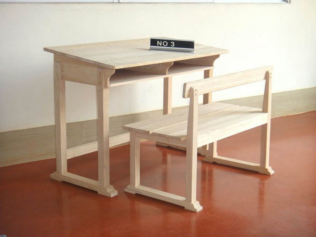 Bureau d'écolier et son banc Hévéa 100x50x70cm TRADITION | Bureaux