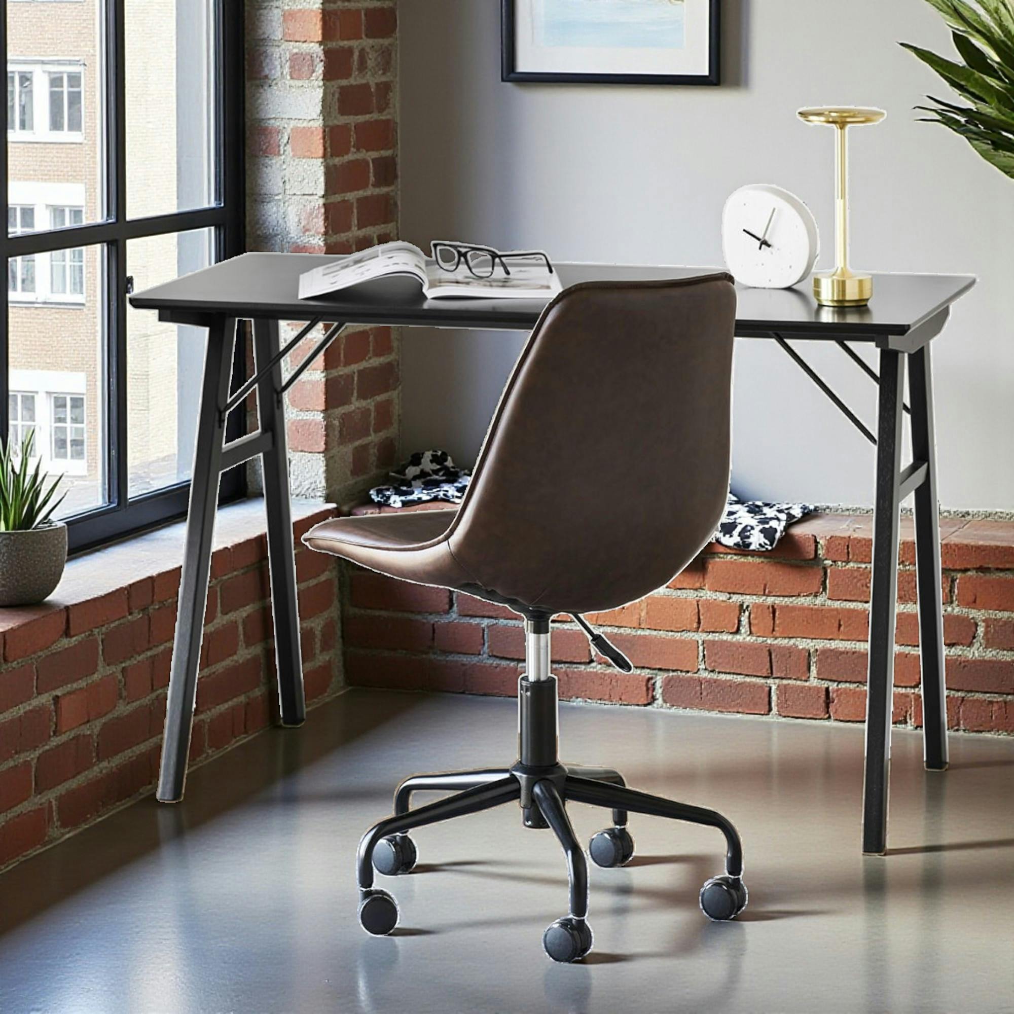Bureau en bois noir - pieds tréteaux, style industriel TAMPA