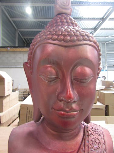 Buste de Bouddha en pierre reconstituée et finition cuivrée vieil or patiné 60x46xH113cm