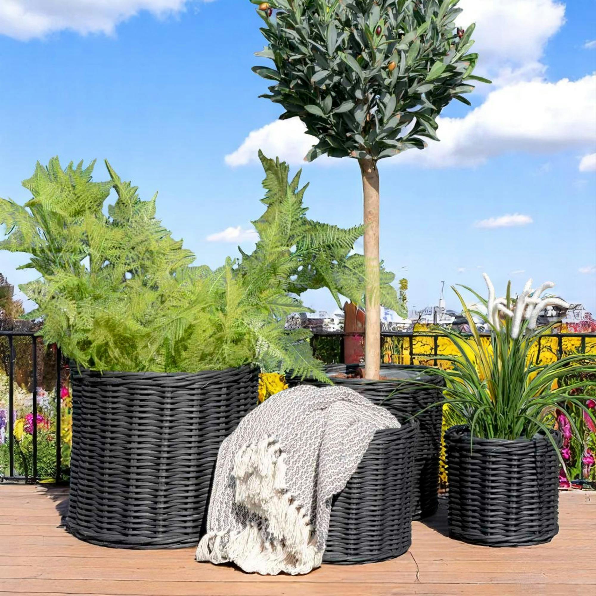 Cache-pot noir en rotin pour plantes vertes (lot de 4)