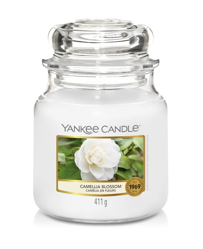 Camélia en fleurs bougie parfumée moyenne jarre YANKEE CANDLE