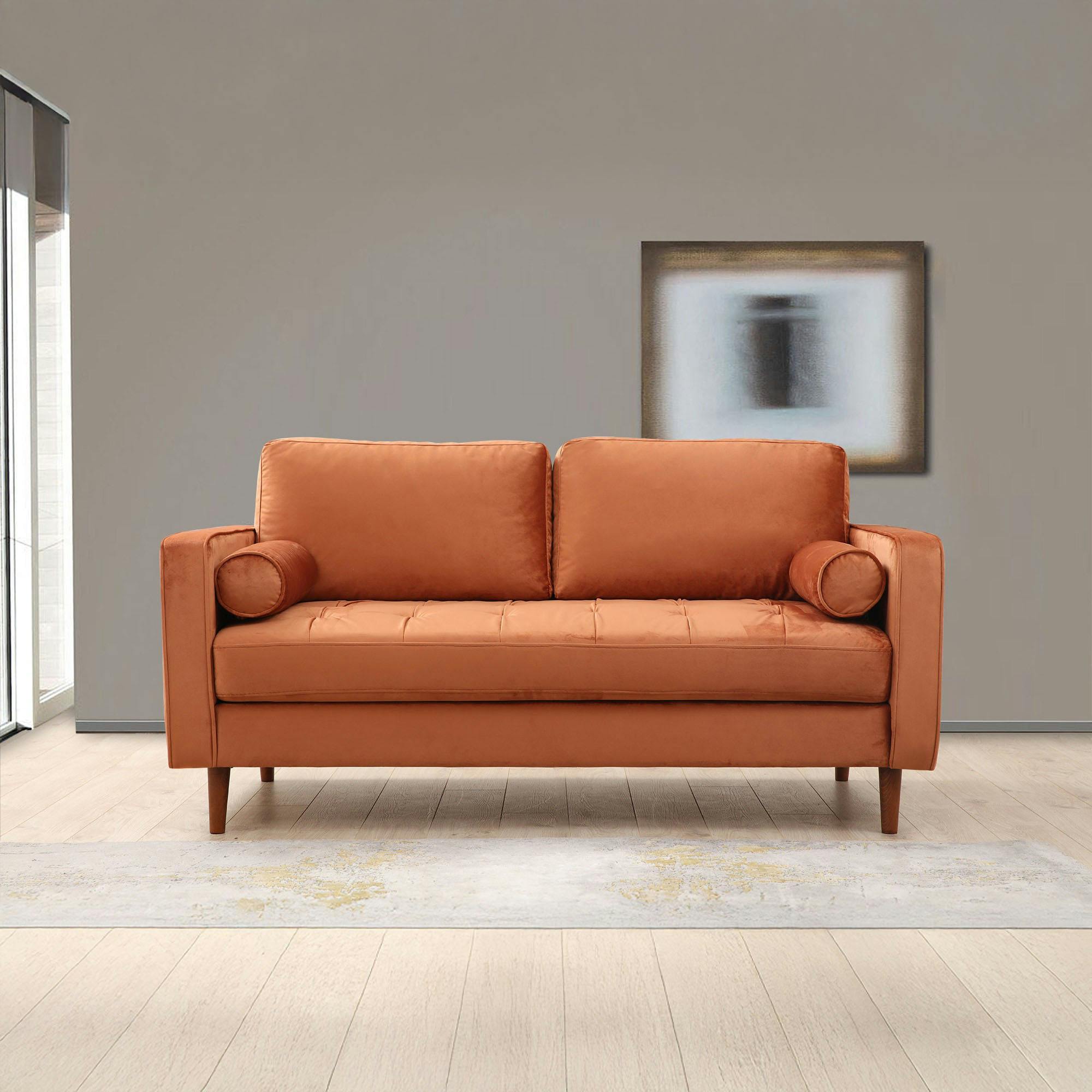 Canapé 2 places velours rouille avec coussins polochons CHIBA