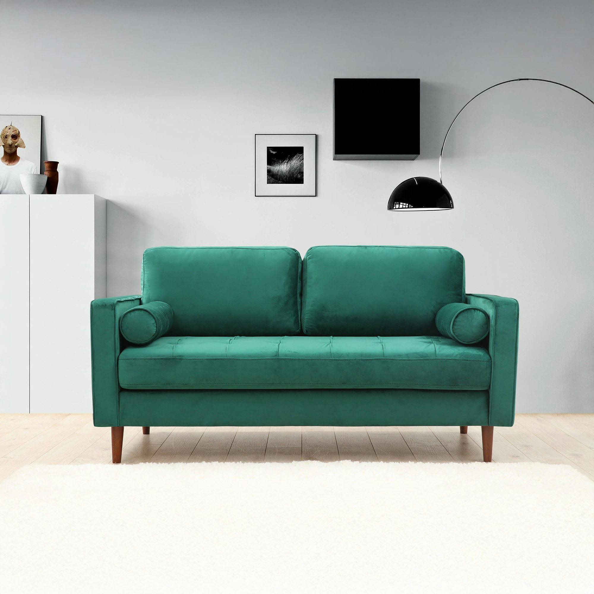 Canapé 2 places velours vert avec coussins polochons CHIBA