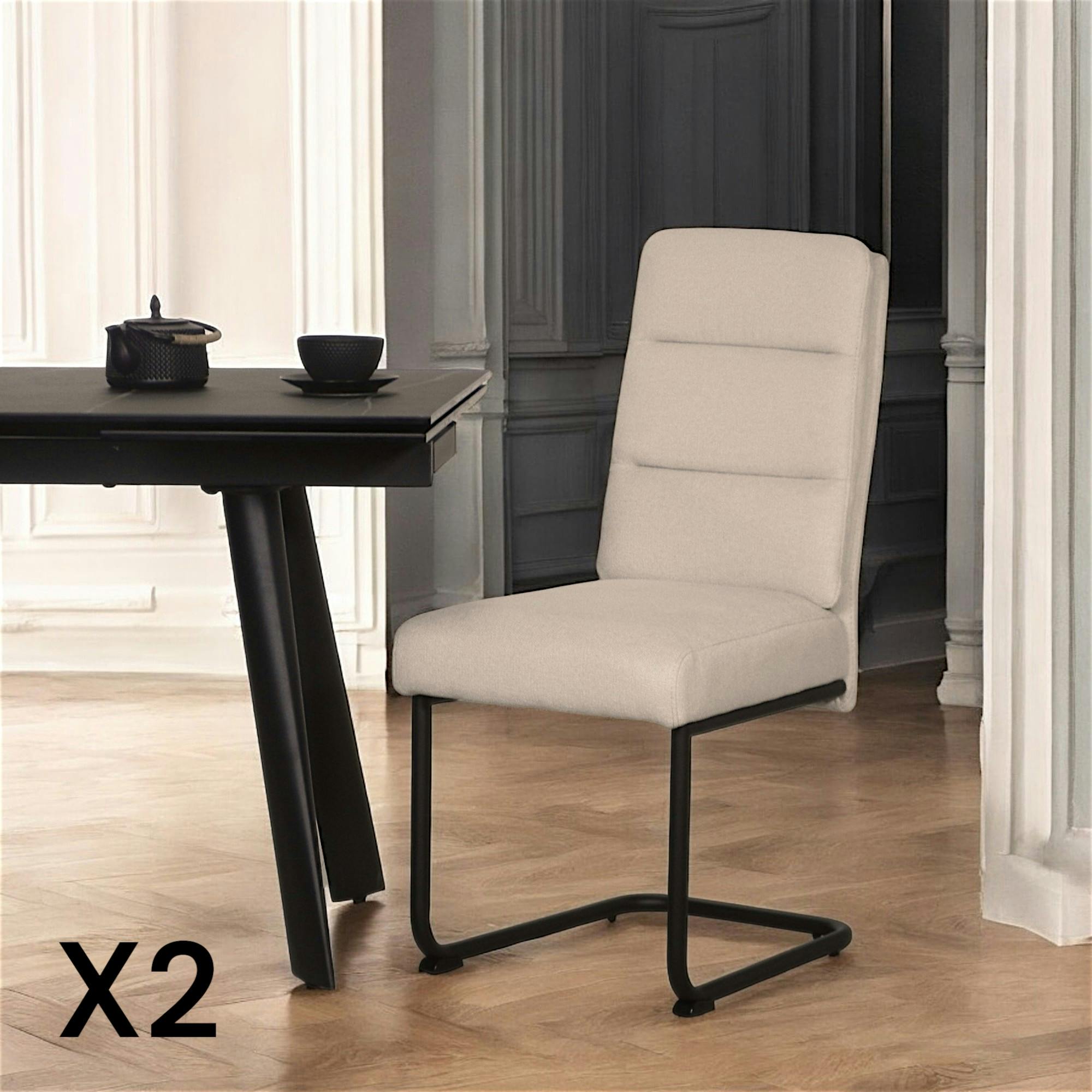 Chaise à dossier haut en tissu beige (lot de 2) LOMBARDIE