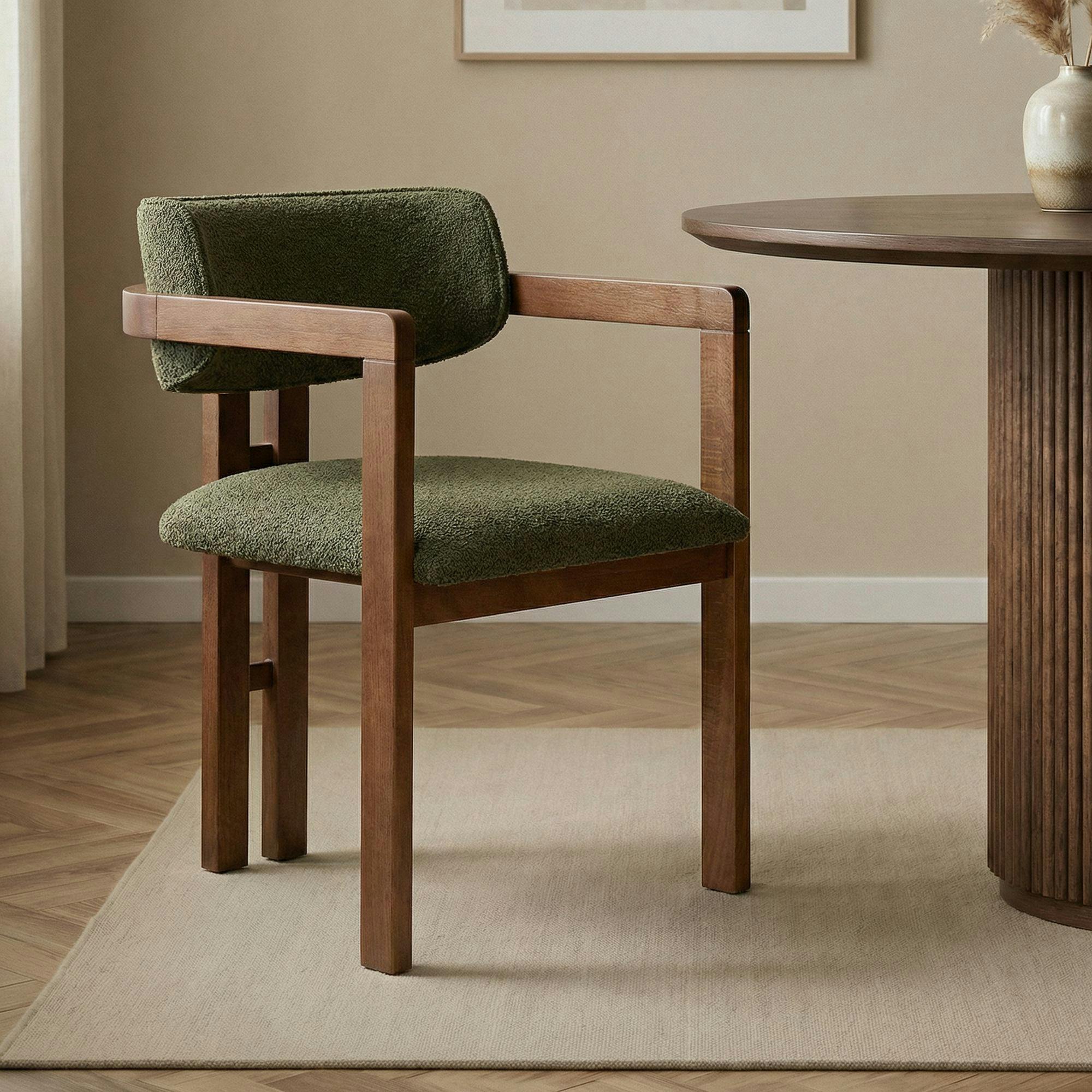 Chaise avec accoudoirs bois et tissu vert MARFA