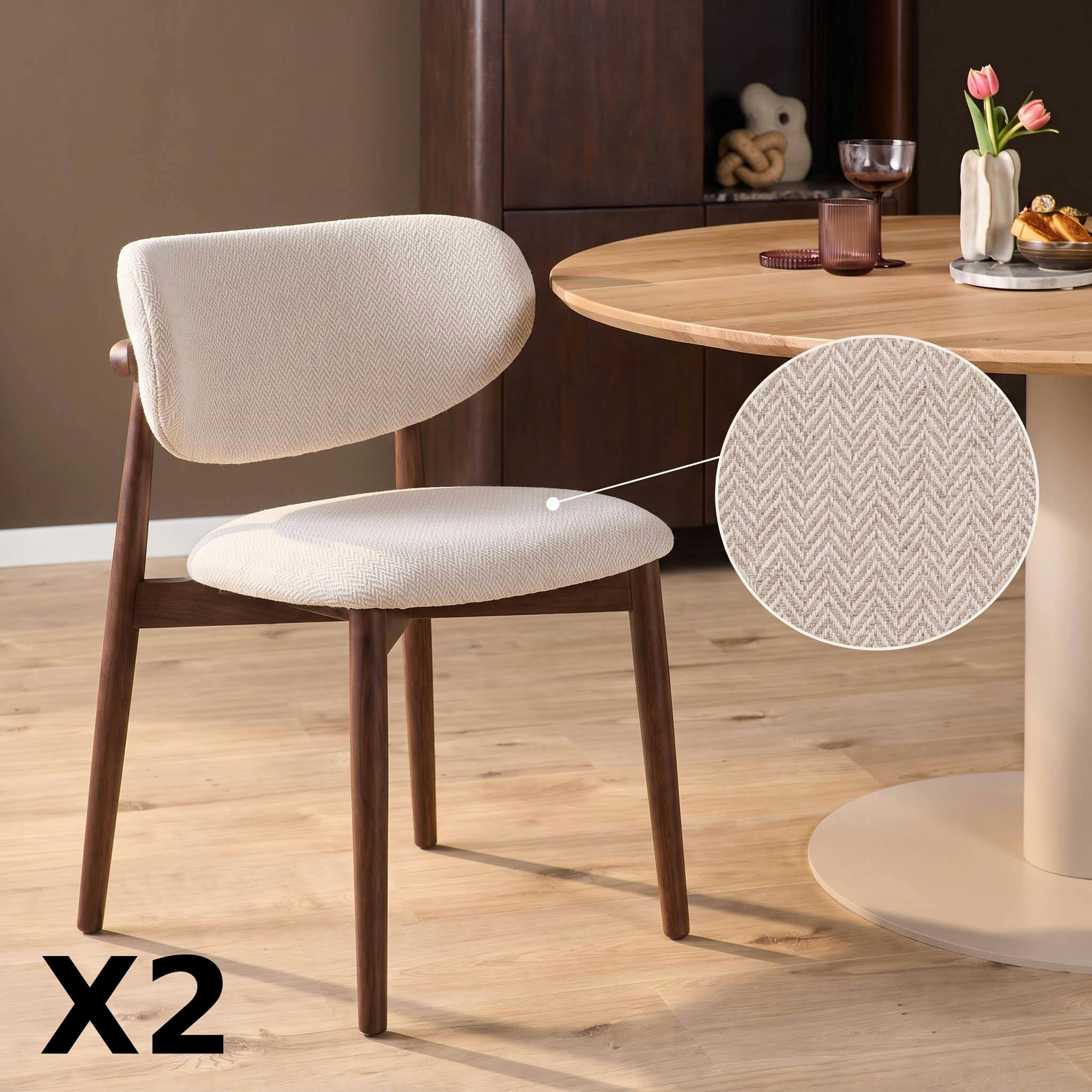 Chaise beige à motif chevron et pieds bois marron (x2) CORTINA