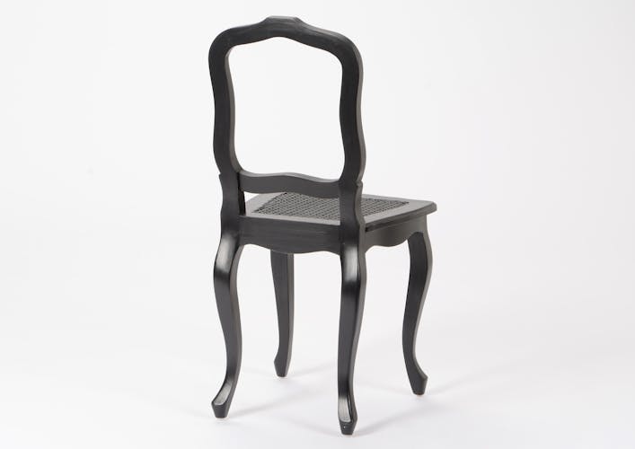 Chaise cannée romantique en bois patiné noir MERVEILLE H93cm AMADEUS
