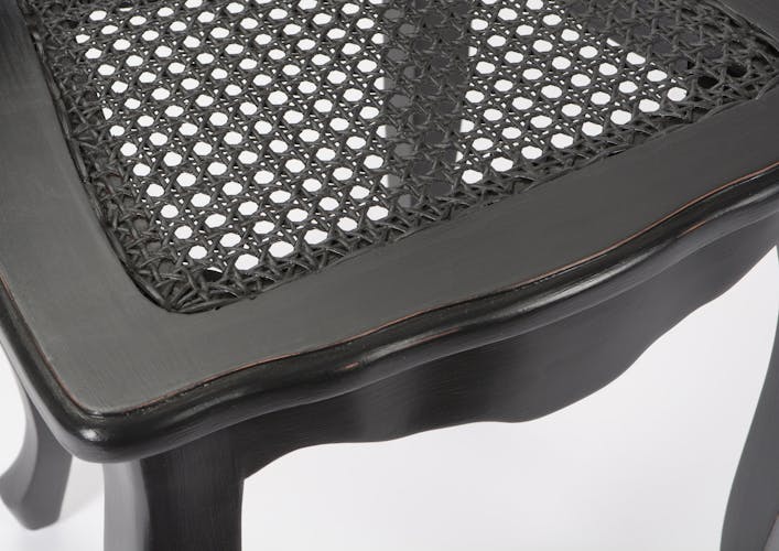 Chaise cannée romantique en bois patiné noir MERVEILLE H93cm AMADEUS