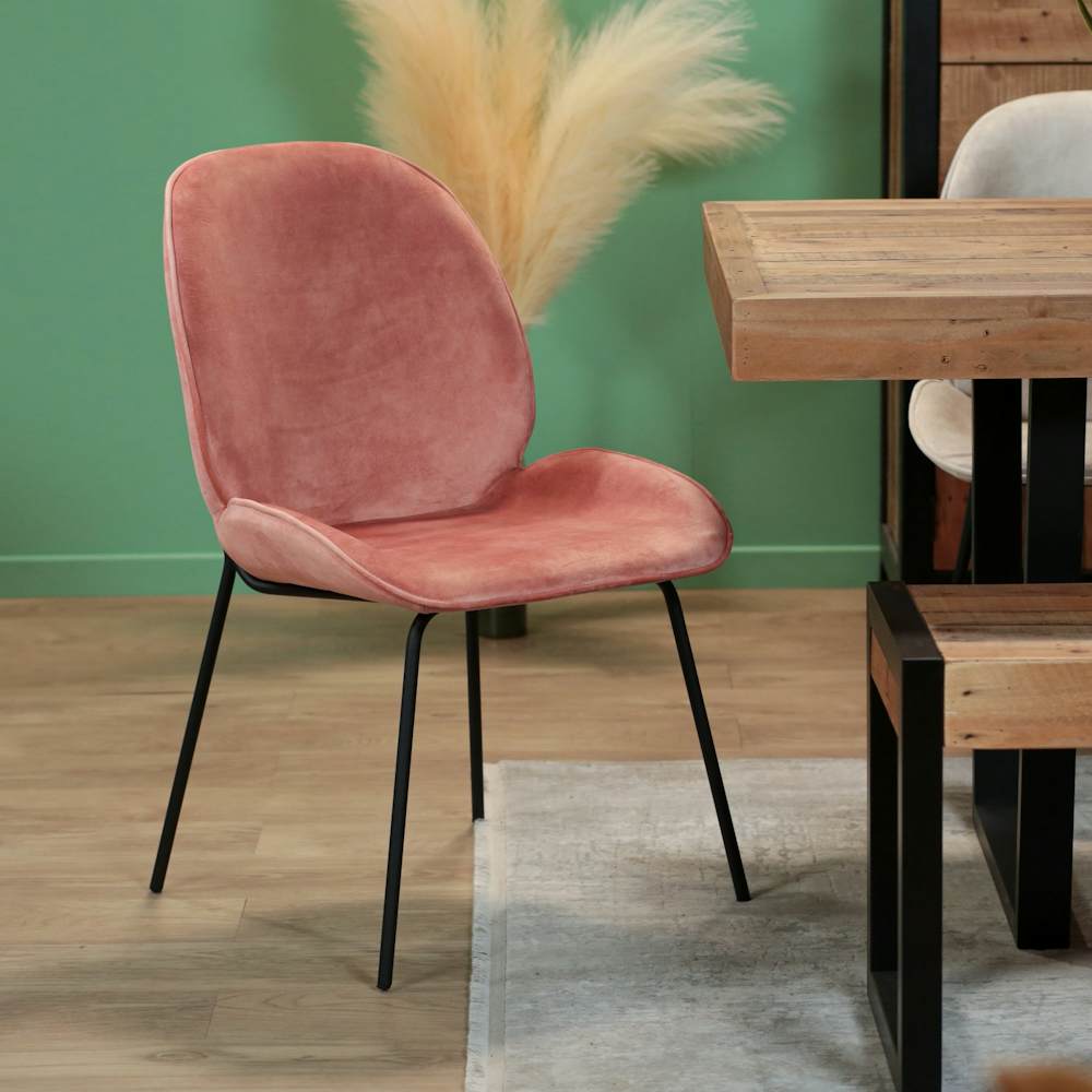 Pier Import Chaise
