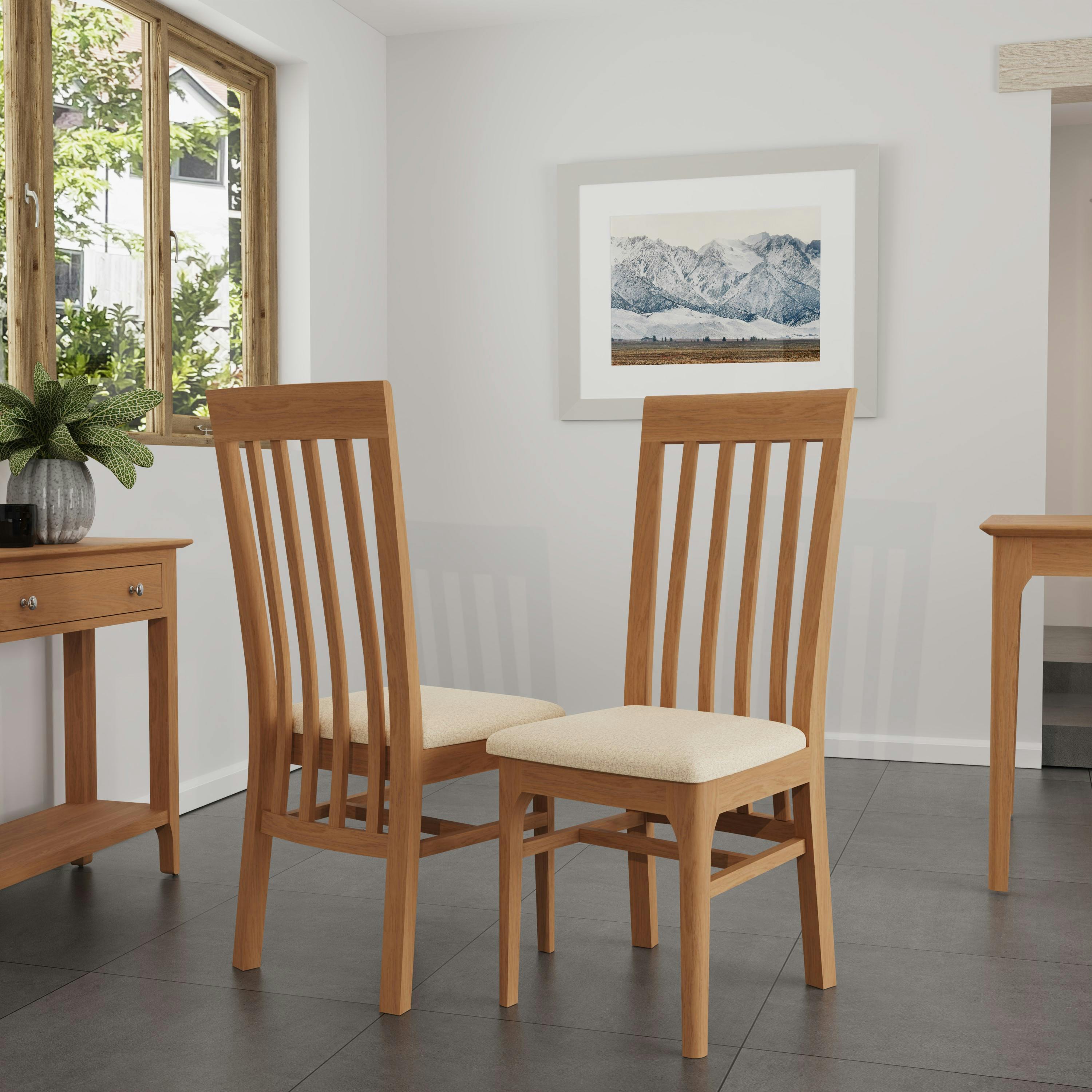Chaise de salle à manger en bois de chêne et tissu, dossier à barreaux (lot de 2) CRUZ