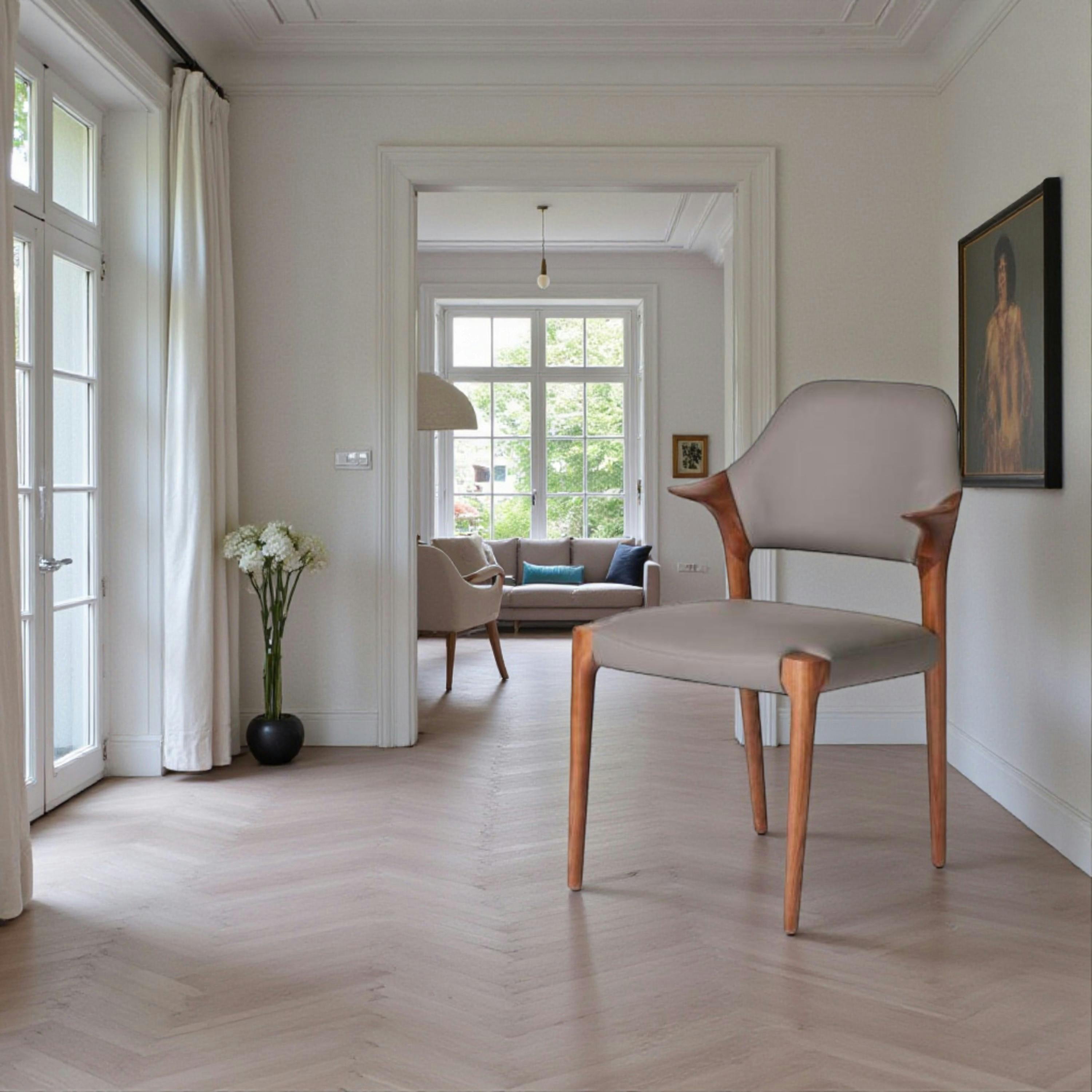 Chaise en cuir gris foncé design, accoudoirs bois brun ALDER