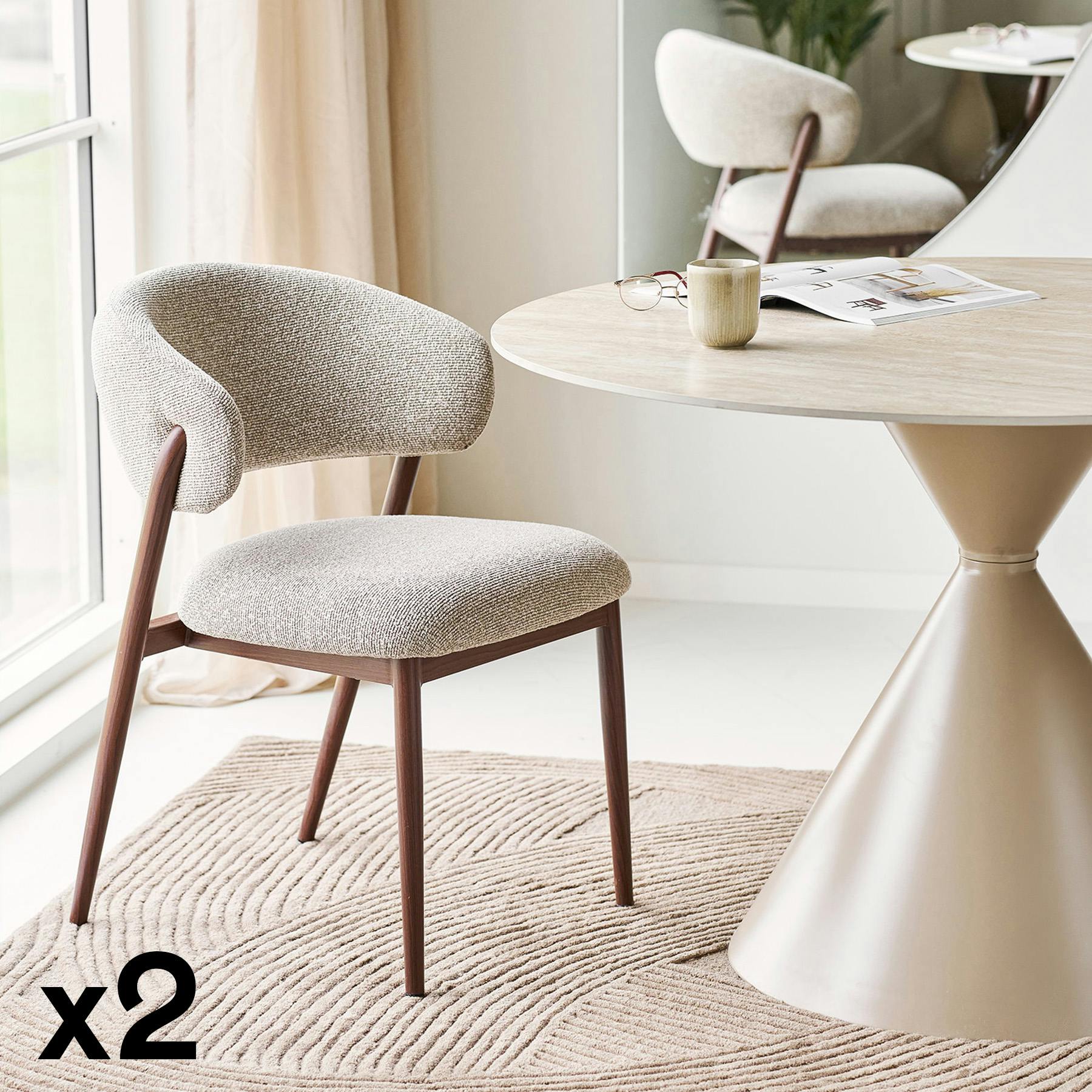 Chaise en tissu polyester sable, structure bois foncé (lot de 2) WINO