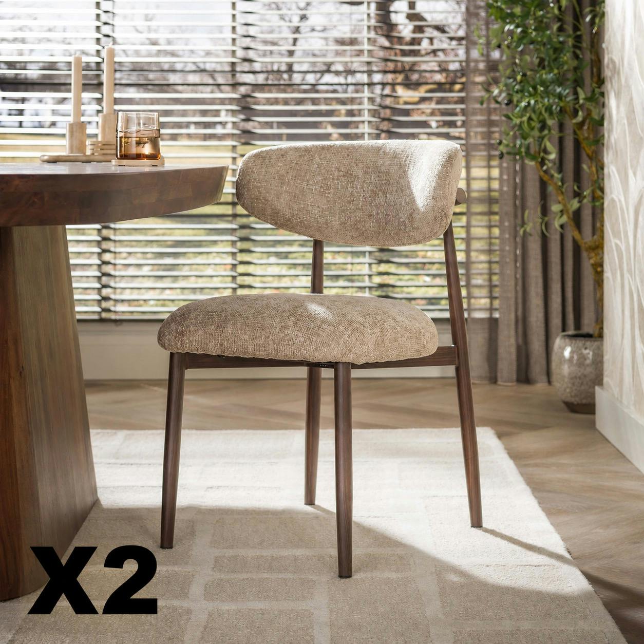 Chaise en tissu sable texturé pieds effet chêne (x2) COLISEE