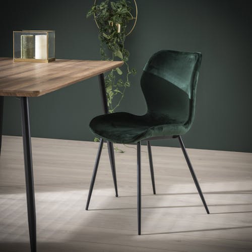 Chaise en tissu vert pieds metal de style contemporain