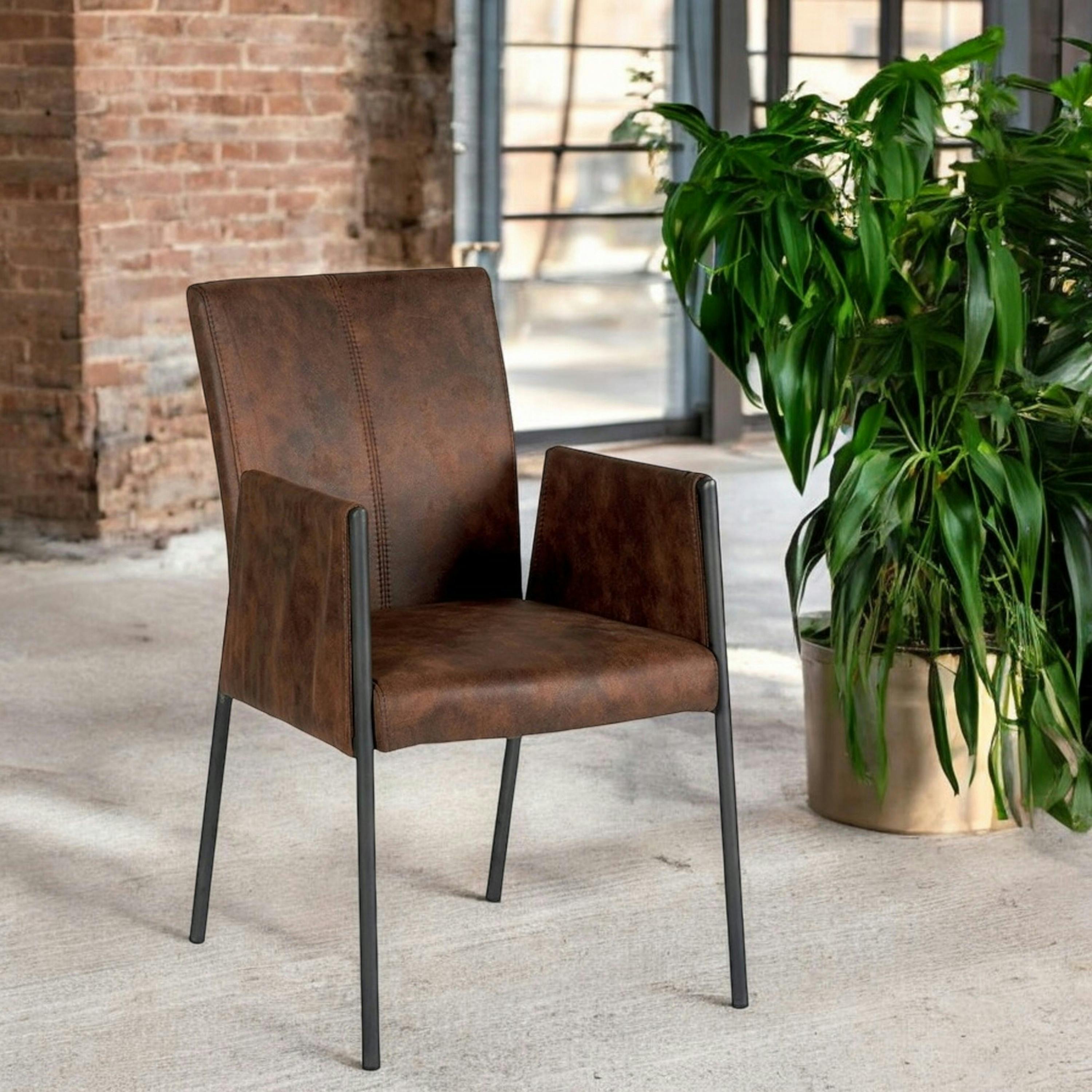 Chaise fauteuil avec accoudoirs tissu microfibres havane et pieds métal noir