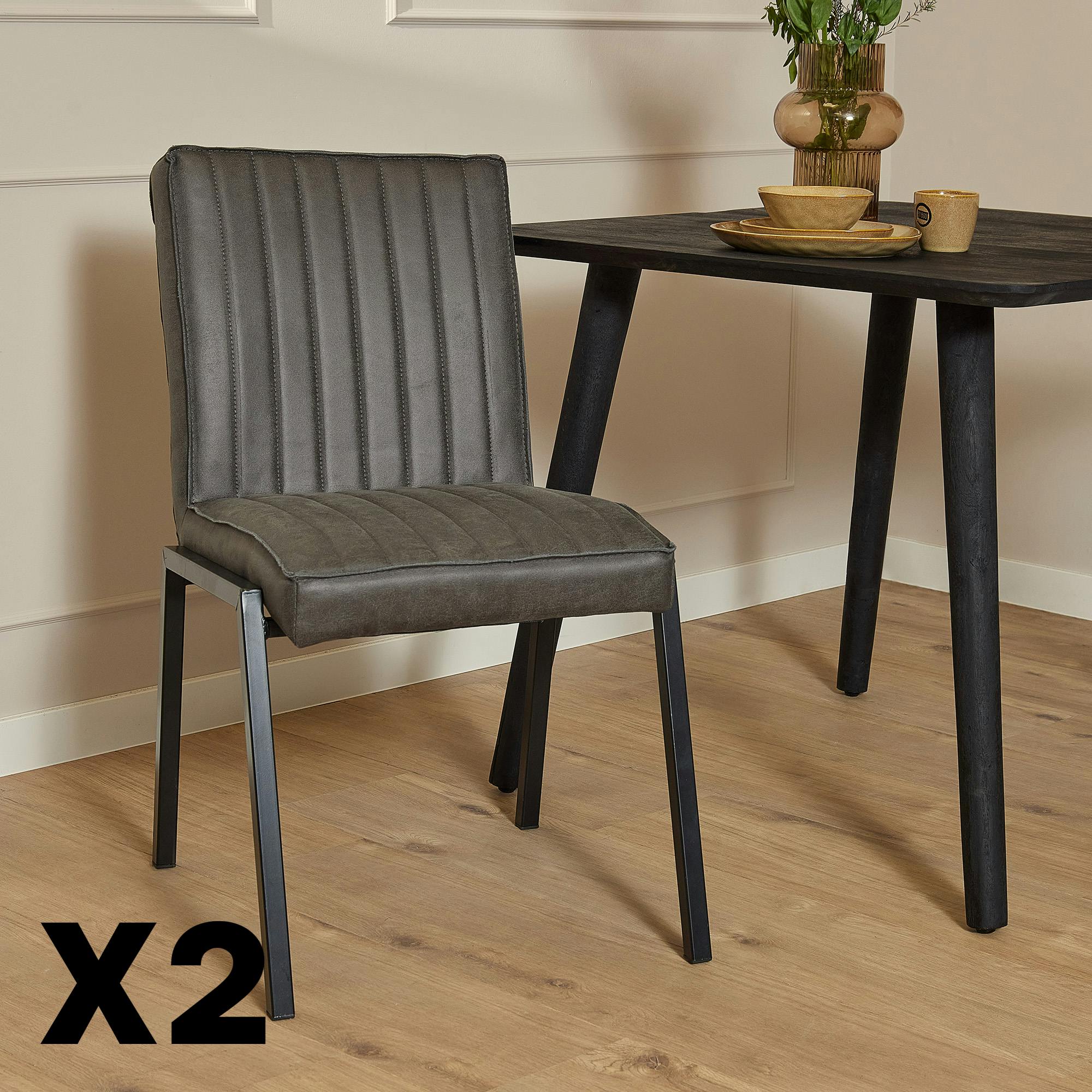 Chaise grise rembourrée à bandes (lot de 2) CORTINA