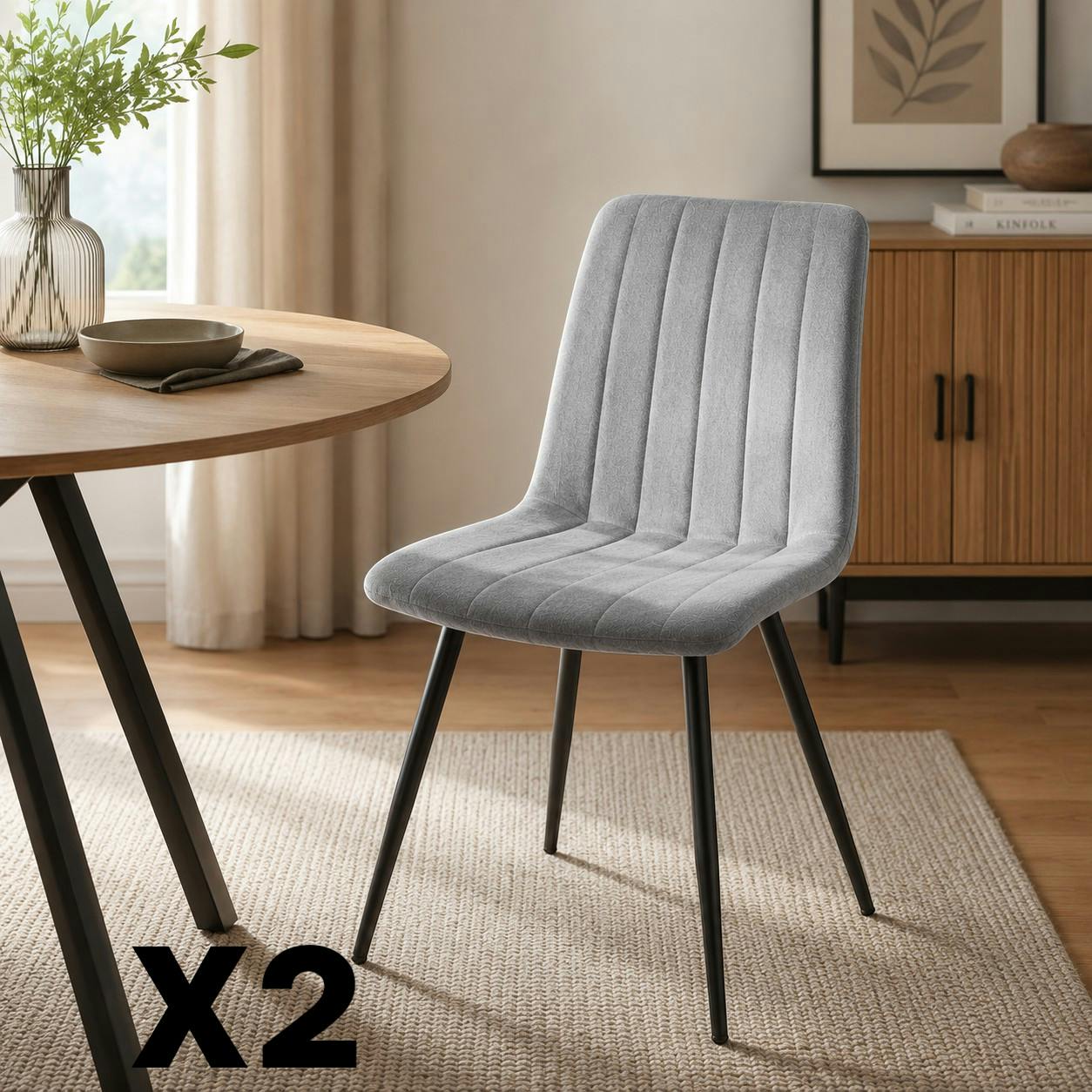 Chaise tissu gris clair à coutures verticales (x2) LORA