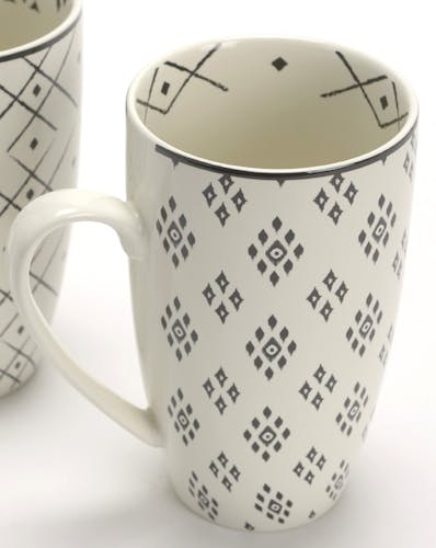 Coffret mug XL porcelaine écrue et noire avec motifs losanges